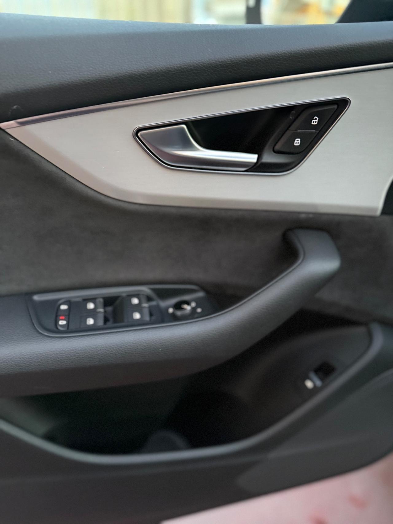 Audi Q8 50 TDI 286 CV quattro tiptronic Sport