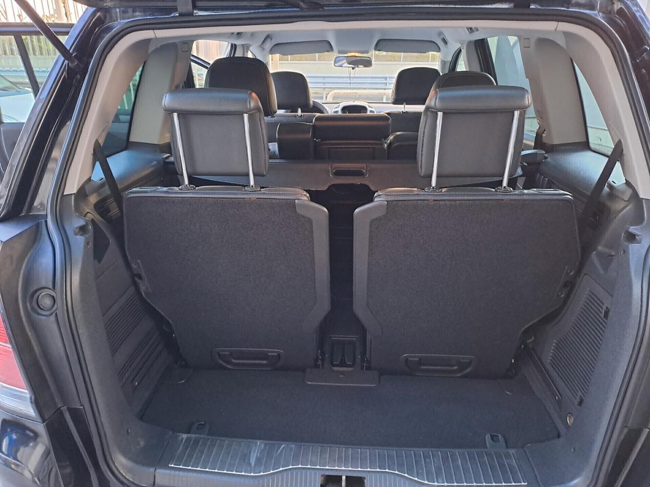 Opel Zafira 1.9 CDTI 120CV Cosmo 7 POSTI
