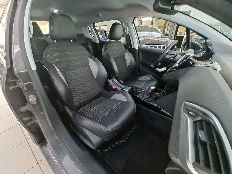 Peugeot 2008 PureTech 82 S&S Allure