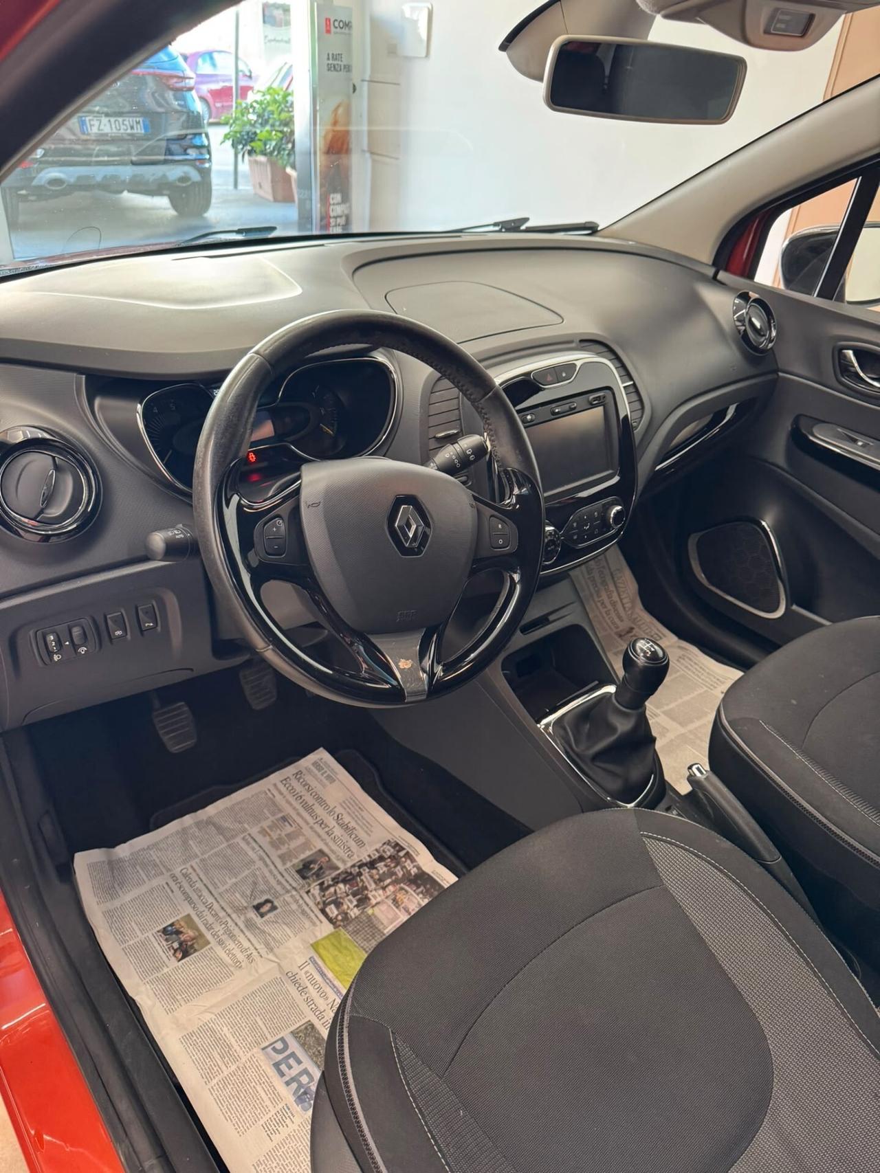 Renault Captur dCi 8V 90 CV EDC Start&Stop Energy Iconic