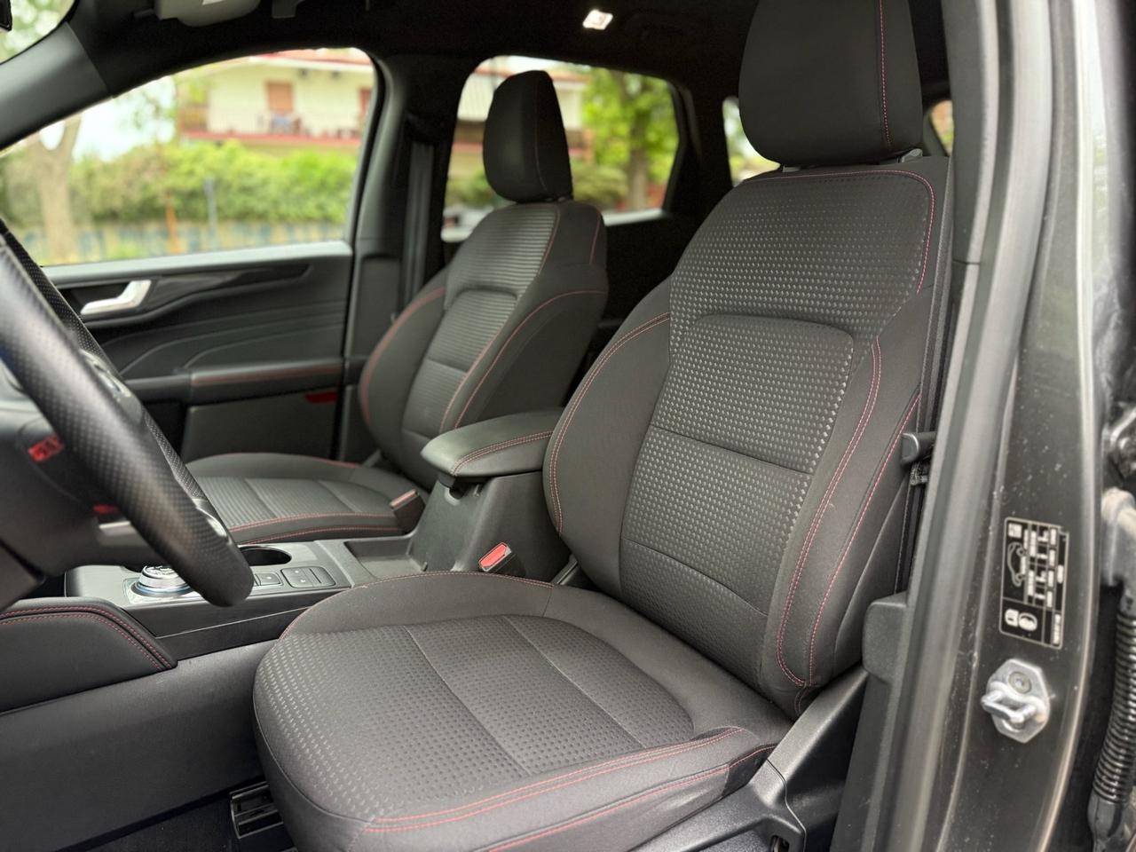 FORD Kuga 2022 2.5 Full Hybrid 190cv AWD ST-Line