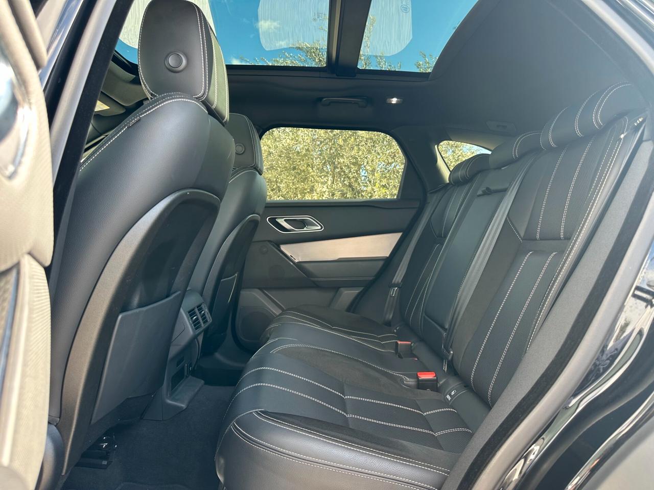 Land Rover Range Velar 2.0D I4 240 CV R-Dynamic HSE