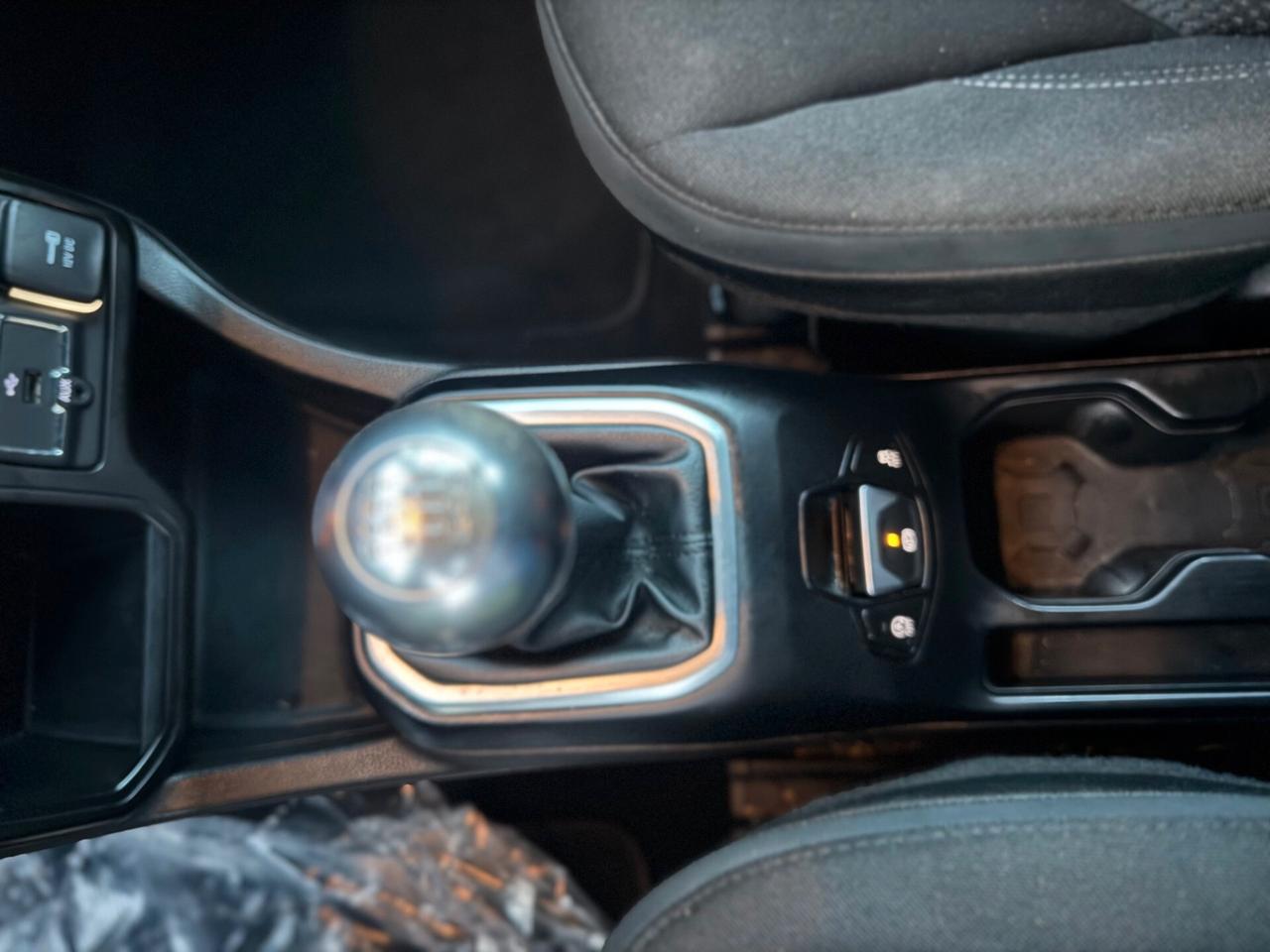 JEEP RENEGADE 1.0cc TURBO 120cv LONGITUDE GPL