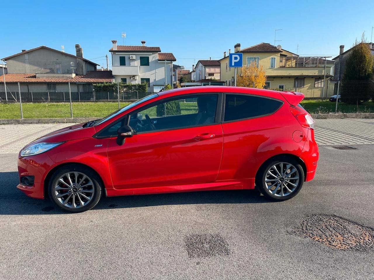 Ford Fiesta 1.5 TDCi 95CV 3 porte ST-Line -NEOPATENTATI