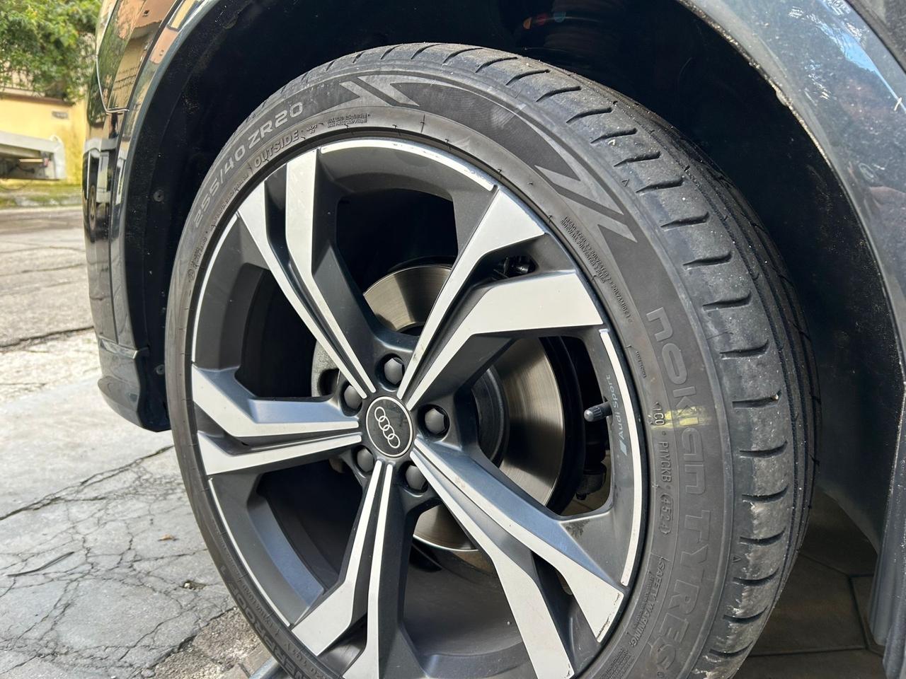Audi Q3 35 TDI S tronic line edition