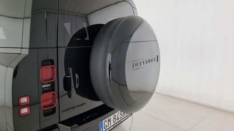 Land Rover Defender 110 3.0D I6 200 CV AWD Auto SE