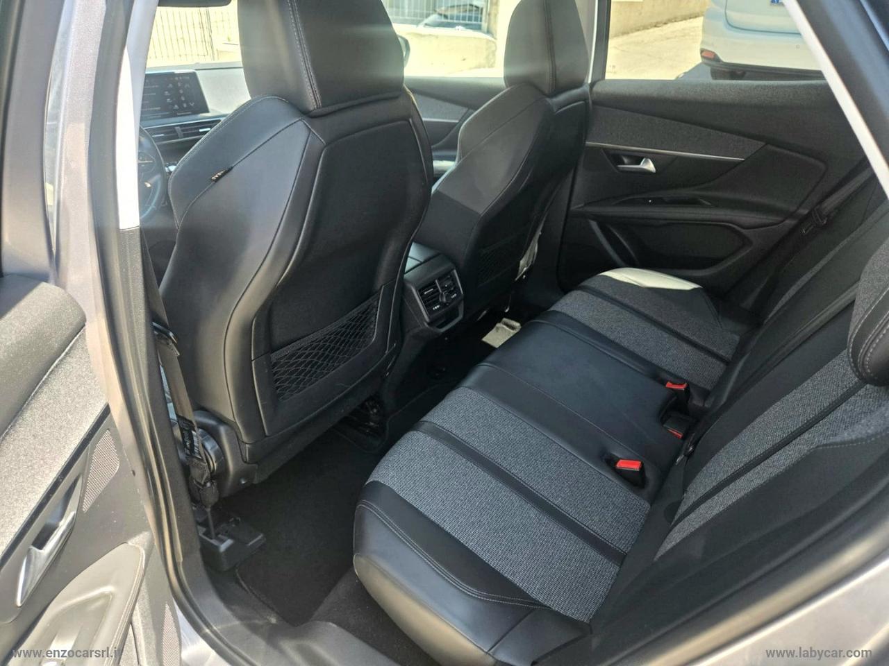 PEUGEOT 3008 BlueHDi 120 S&S Allure FULL LED