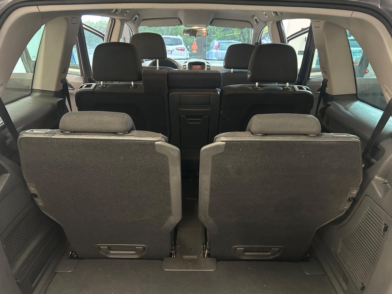 Opel Zafira 1.9 CDTI 74KW 7 POSTI