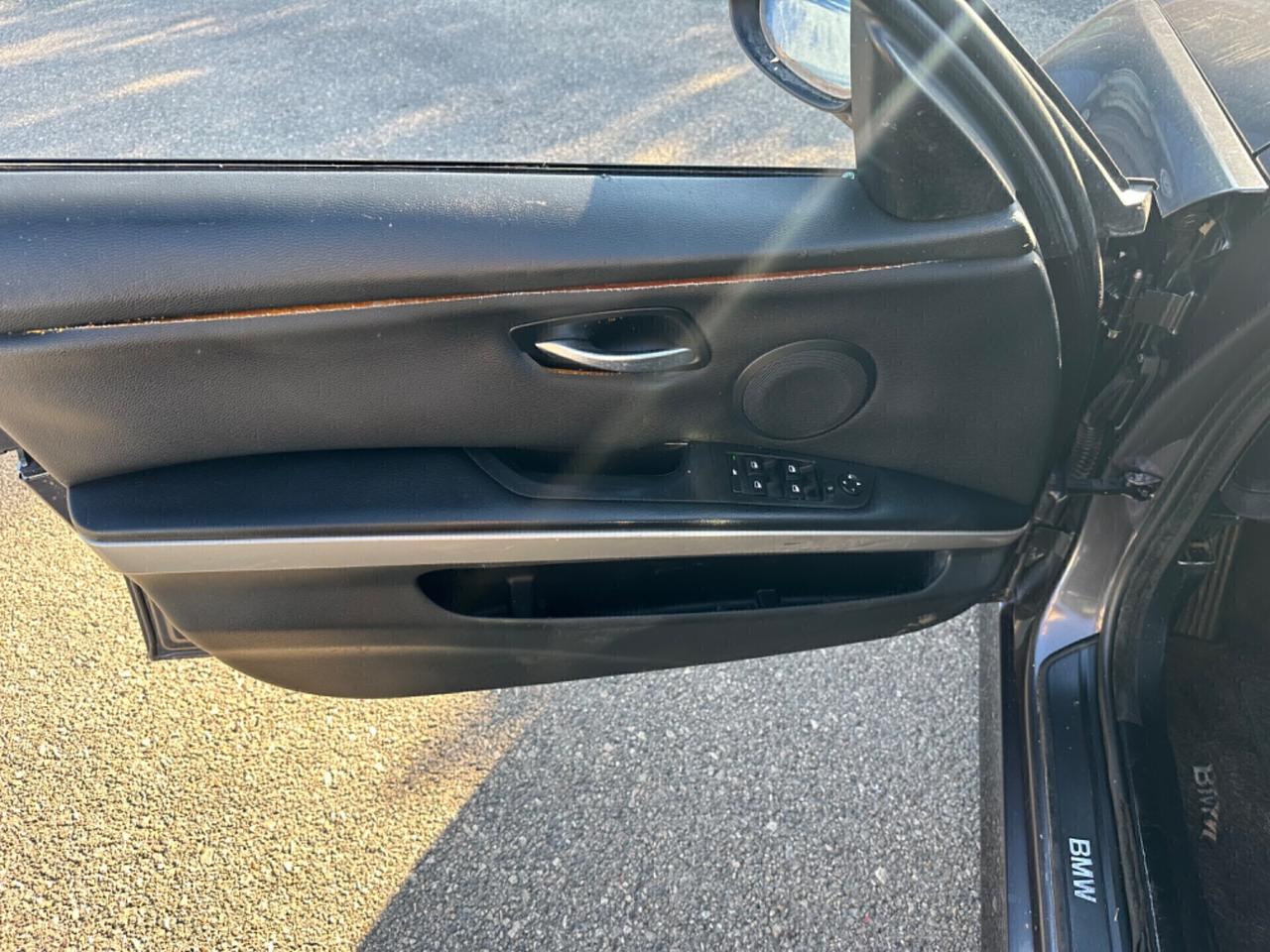 Bmw 320 LEGGI ANNUNCIO