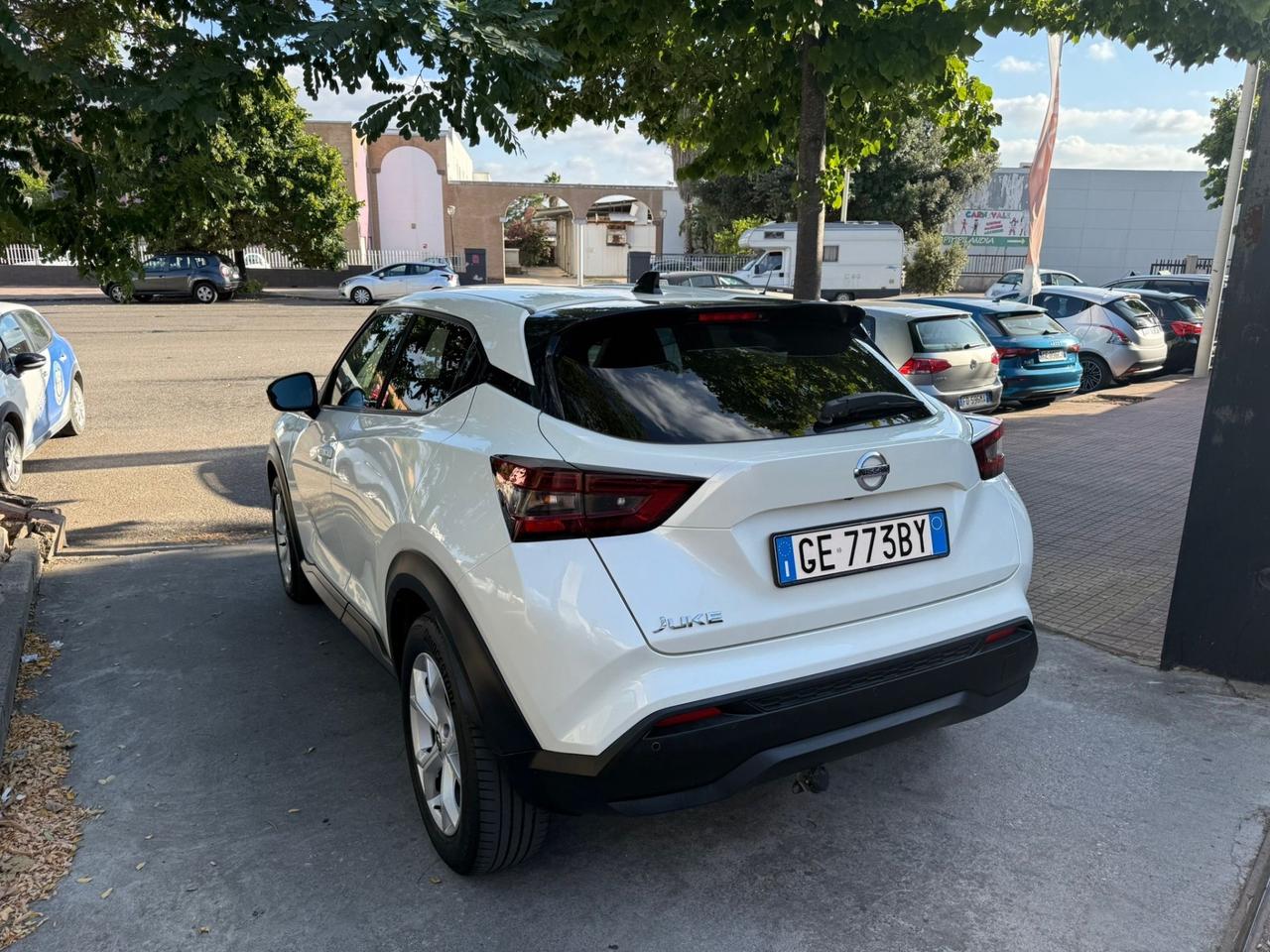 Nissan Juke 1.0 km. 69.000 GANCIO TRAINO!