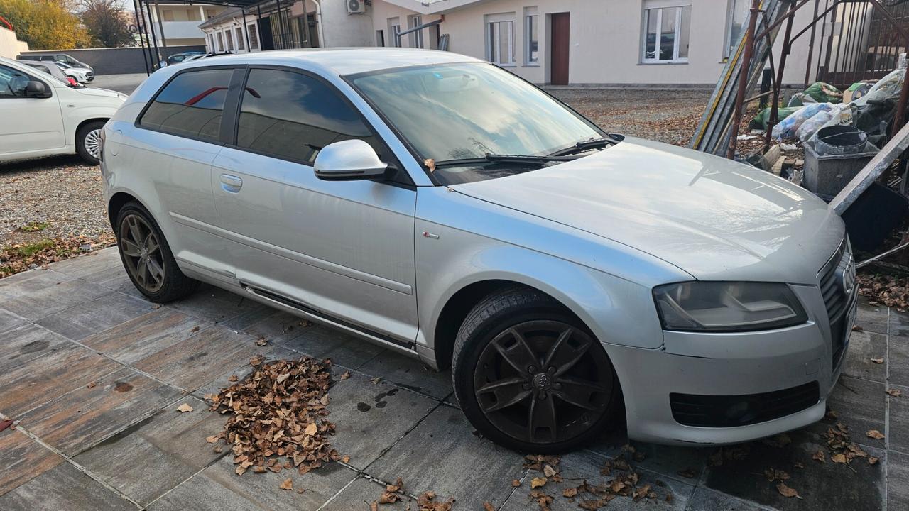 Audi A3 SPB 2.0 TDI 170 CV F.AP. S tronic Attraction