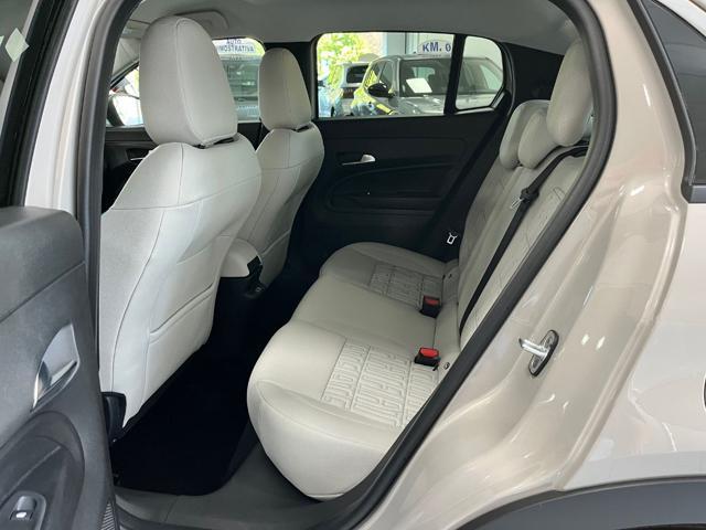 FIAT 600 Hybrid DCT MHEV La Prima KM0