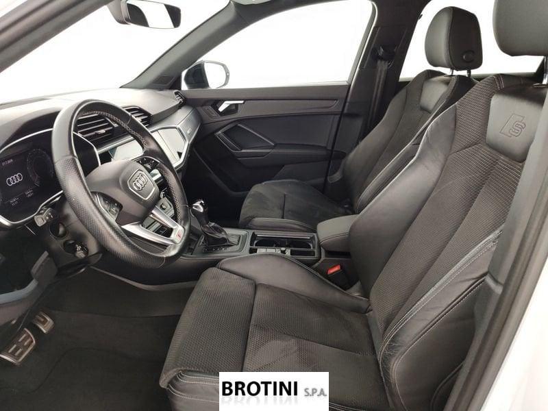 Audi Q3 35 TFSI S Line Edition S-Tronic