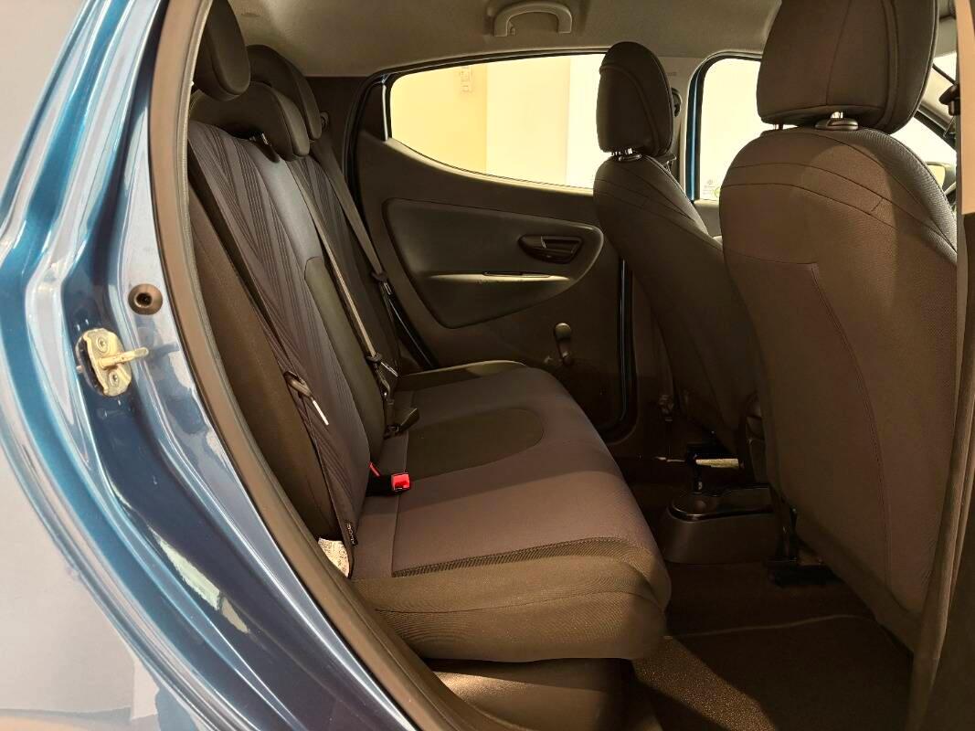 Lancia Ypsilon III 1.0 firefly hybrid Gold s&s 70cv 5p.ti