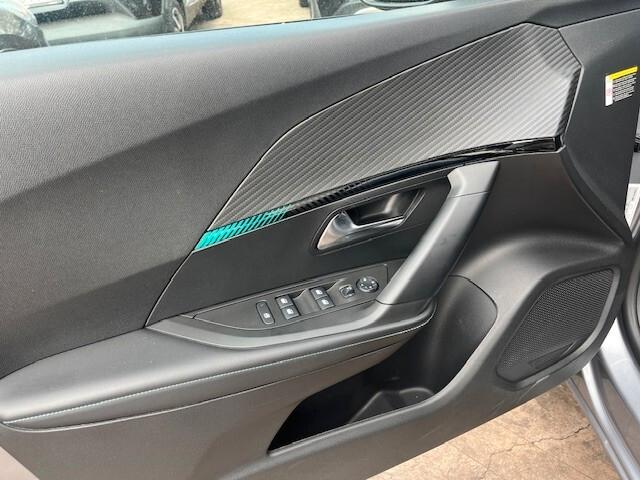 Peugeot 2008 PELLE TELECAMERA SENSORI CERCHI 17" FULL