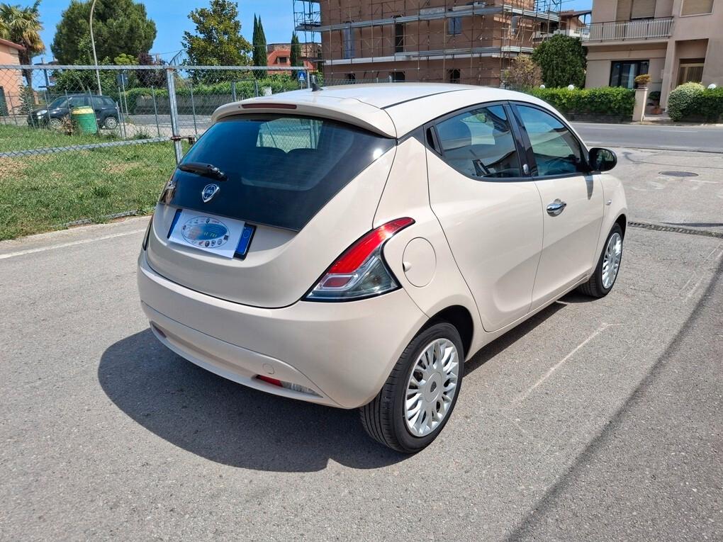 Lancia Ypsilon 1.2 5 porte GPL Ecochic - 2016