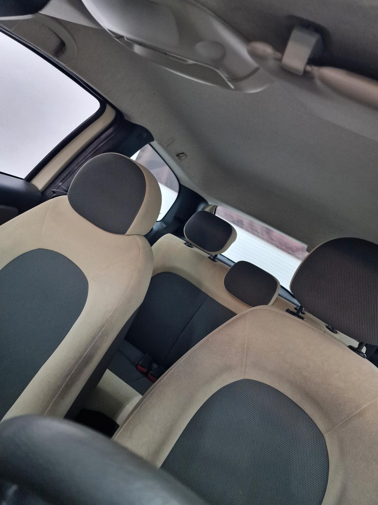 Lancia Ypsilon 1.2 Argento