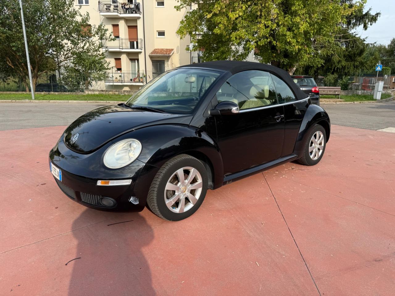 Volkswagen New Beetle 1.6 Cabrio