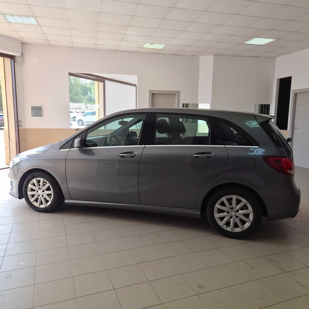 Mercedes-benz B 180 CDI Automatic Executive