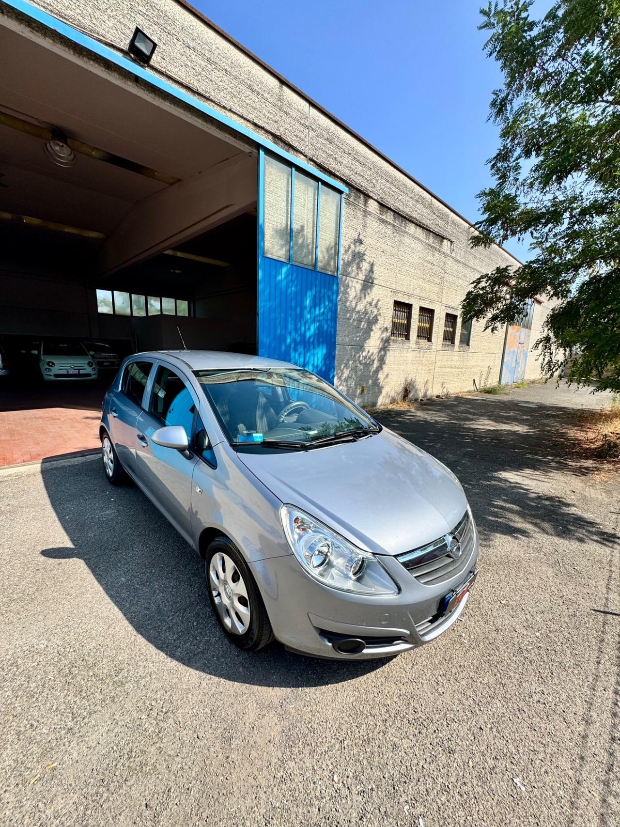 Opel Corsa 1.2 5 porte Easytronic Cosmo