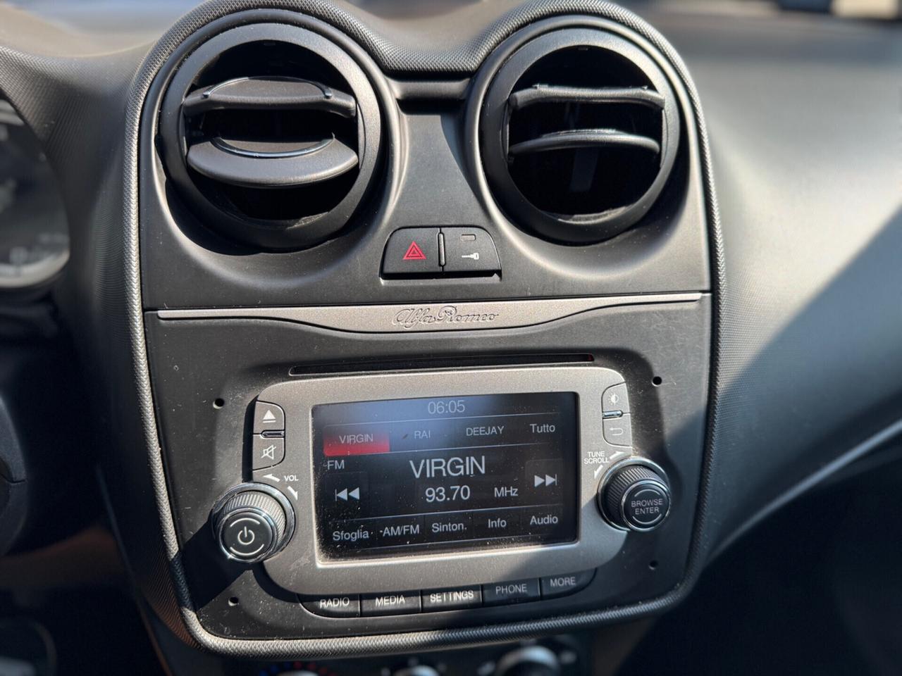 Alfa Romeo MiTo 1.3 JTDm 85 CV S&S Racer