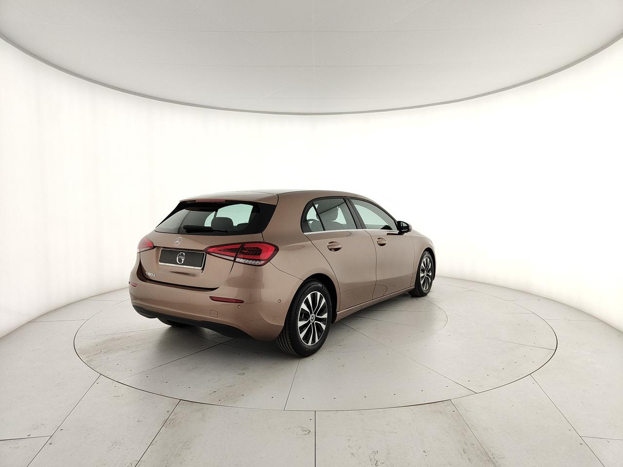 Mercedes-Benz A 180 d Business auto EXTRA