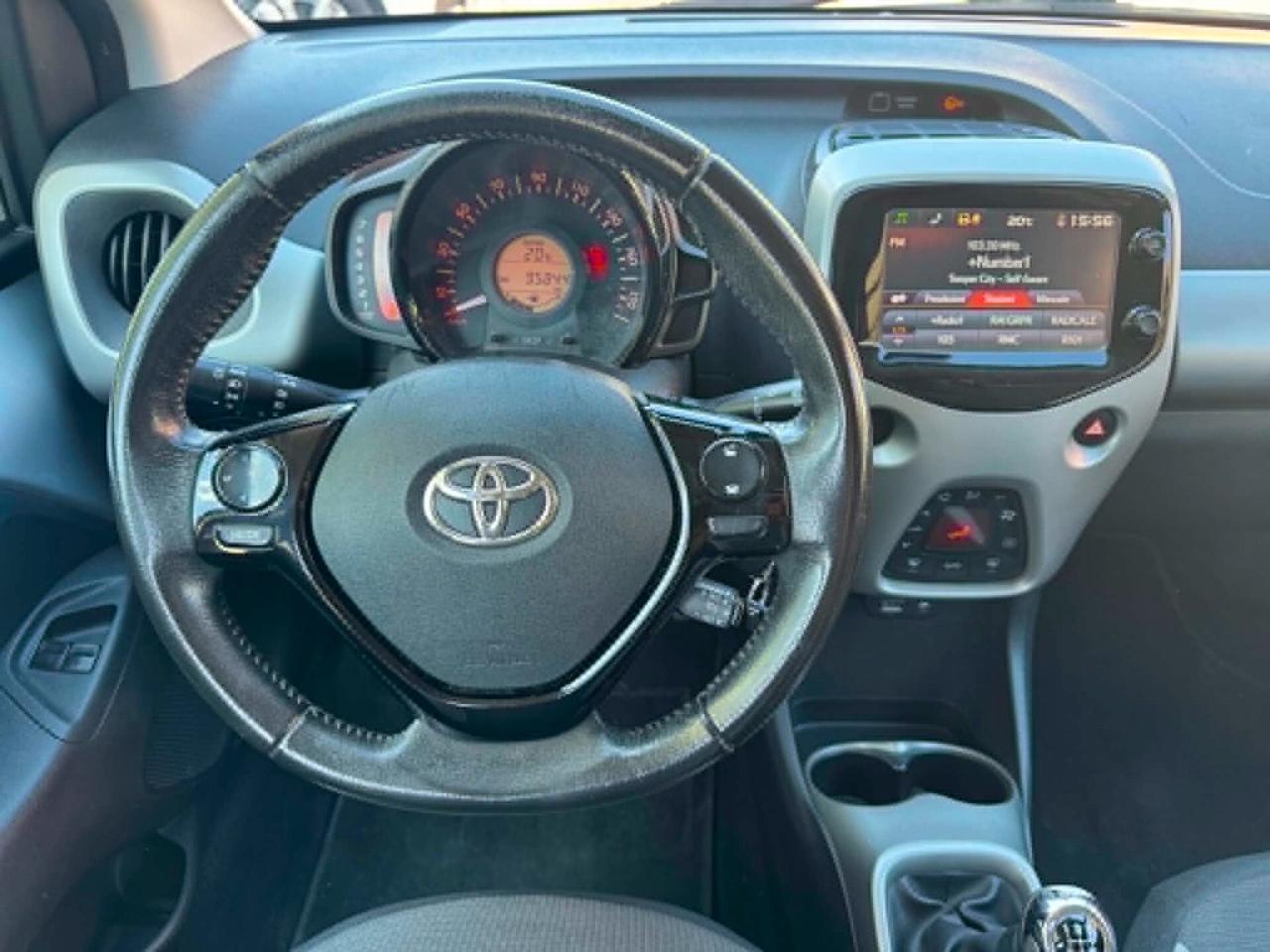 Toyota Aygo 1.0 VVT-i 69 CV 5 porte x-cool