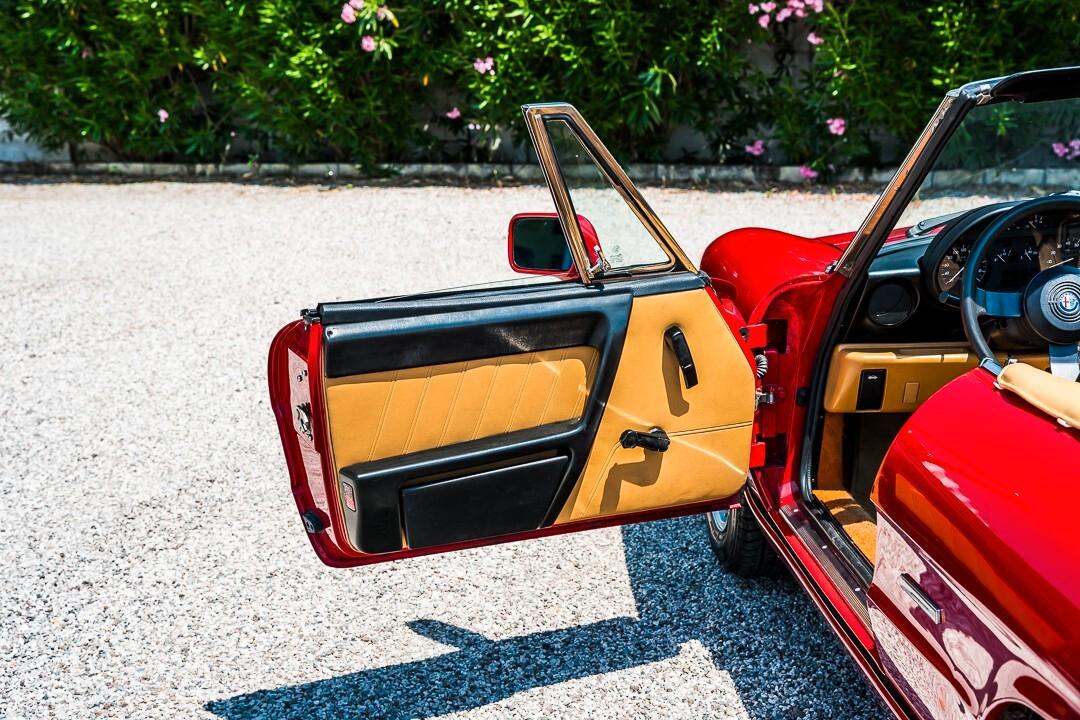Alfa Romeo Spider 1.6