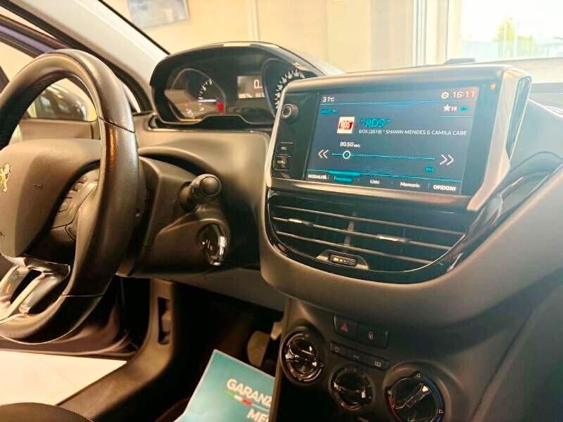 Peugeot 208 PureTech 82 CV Active