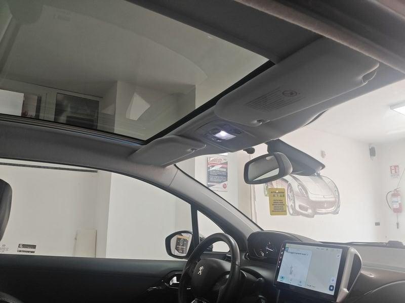 Peugeot 208 208 5p 1.4 hdi 8v ALLURE TETTO