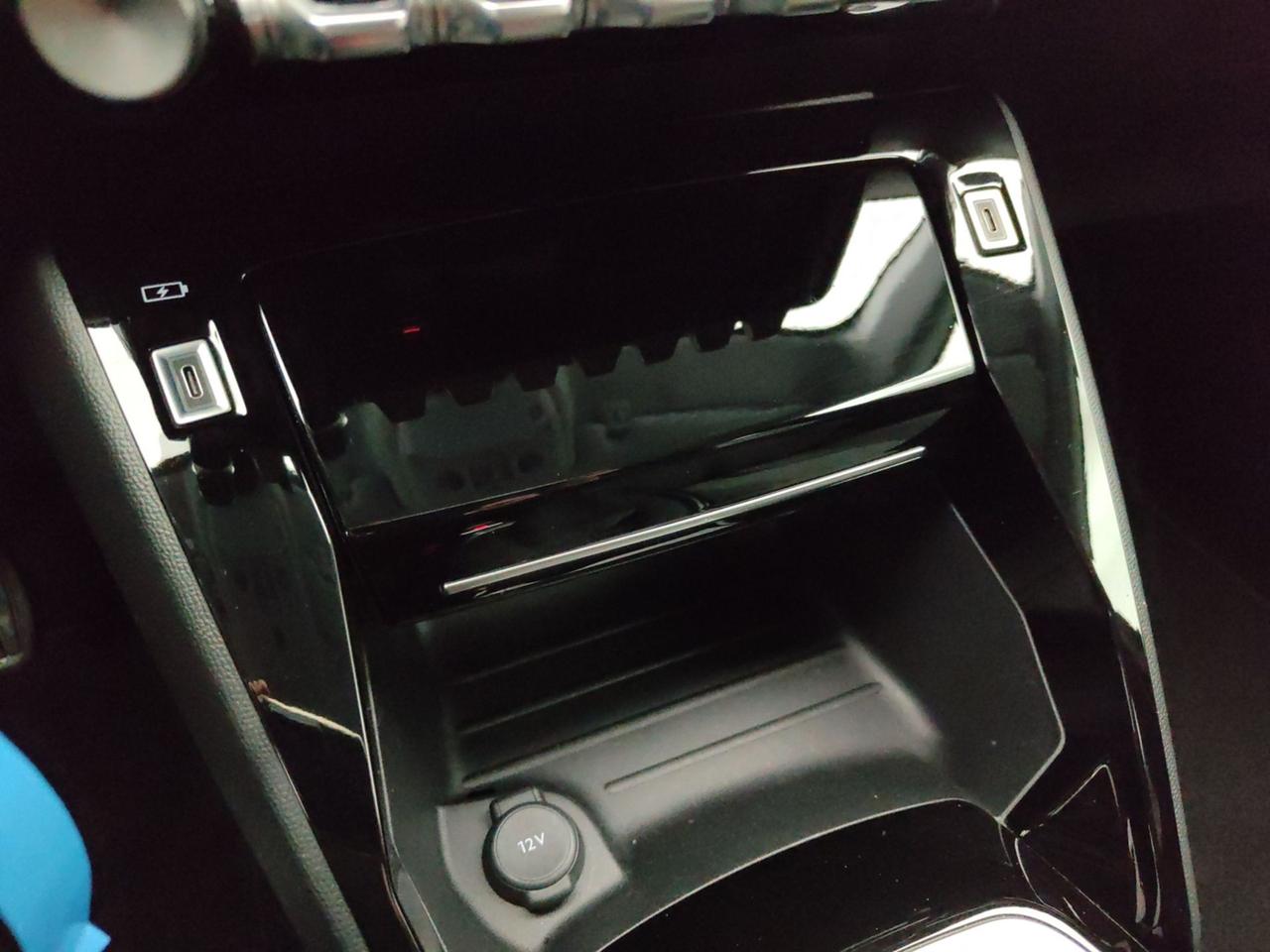 PEUGEOT 208 II 2023 1.2 PURETECH 100CV ALLURE