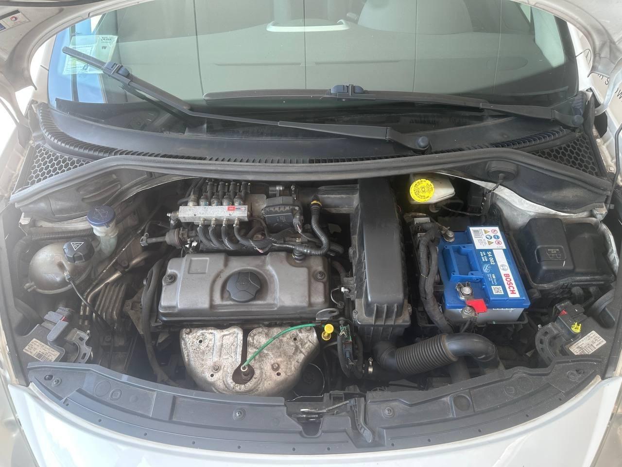 Peugeot 207 - 1.4 | 74 CV - GPL VALIDO 2034