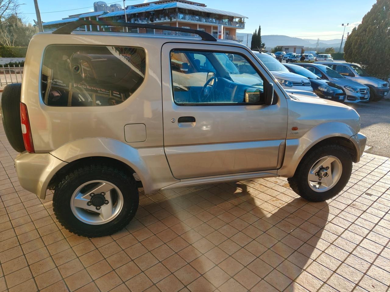 Suzuki Jimny 1.5 DDiS cat 4WD