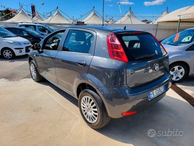 FIAT Punto STREET - 2017 1.4 NATURAL POWER 70 CV