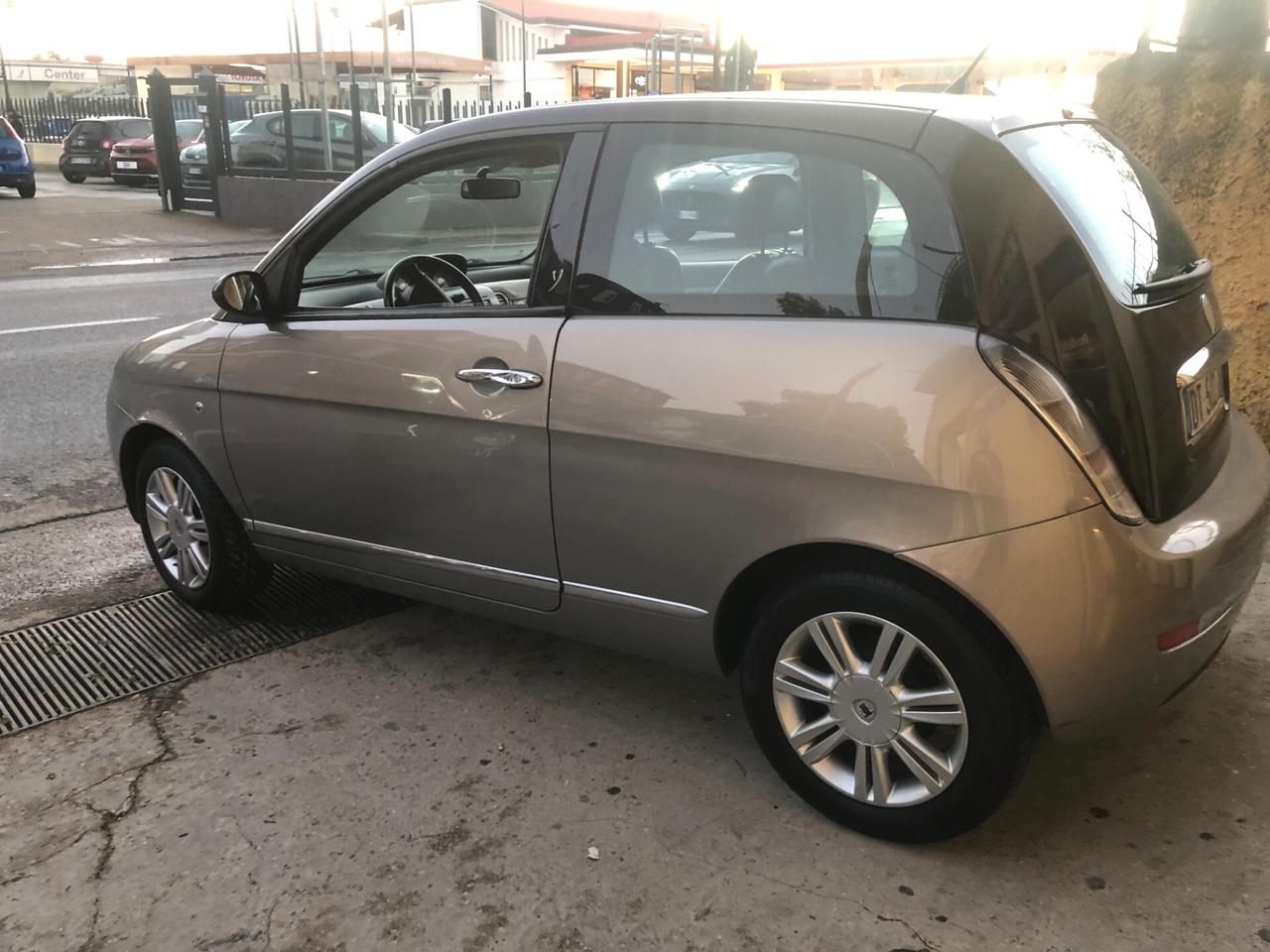 Lancia Ypsilon 1.3 MJT 90 CV 2007 motore nuovo