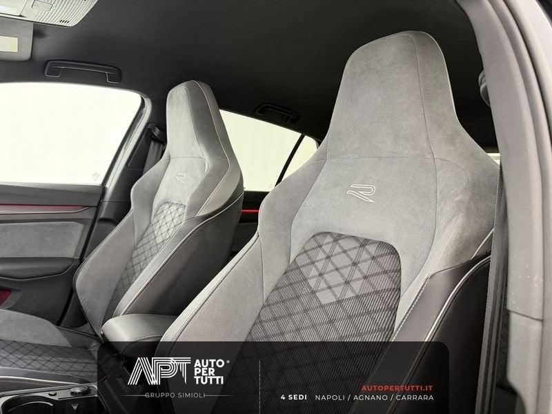 Volkswagen Golf Golf 1.5 etsi evo act R-Line 150cv dsg