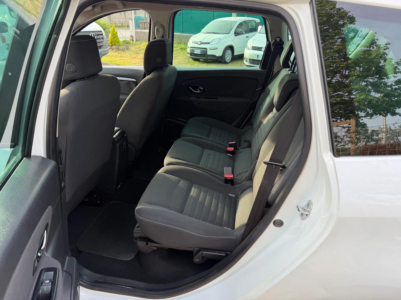 Renault Scenic 1.5 dci Limited 110cv edc