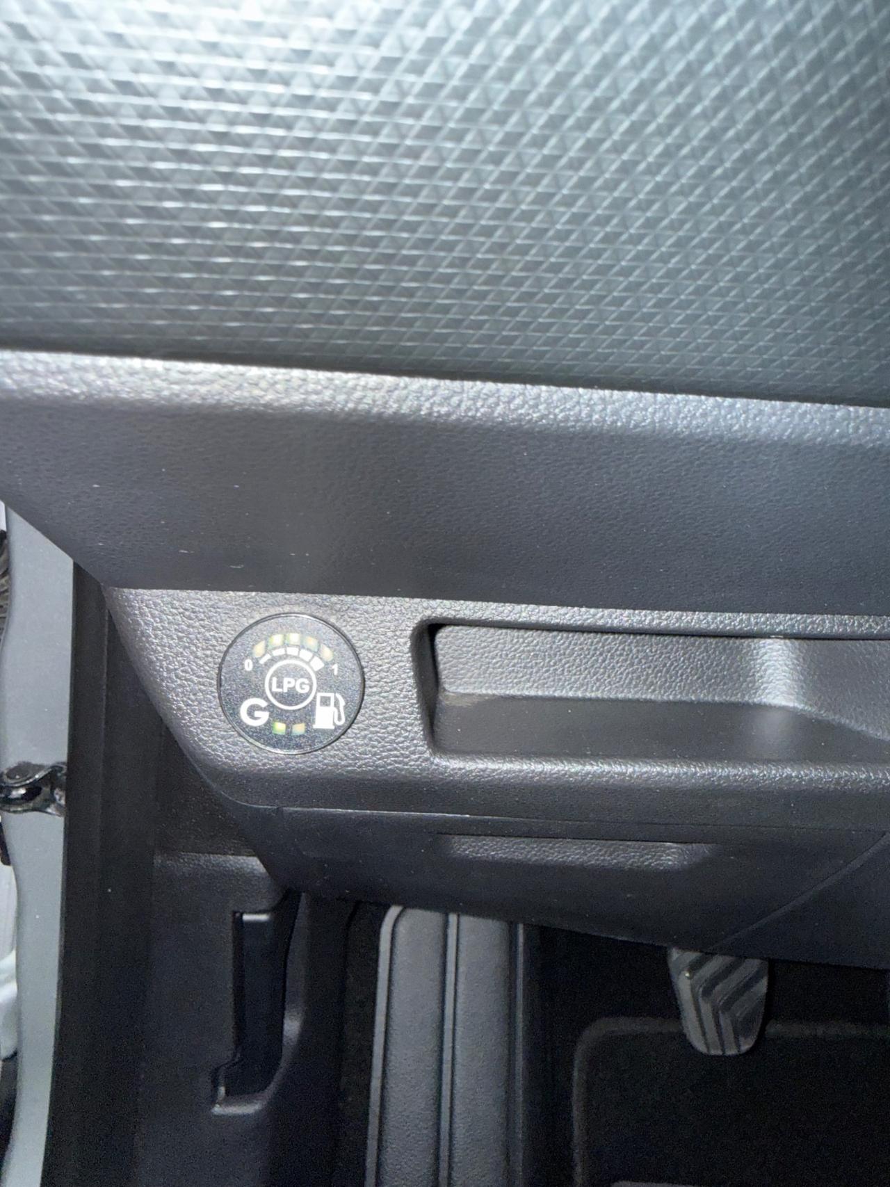 Renault Clio TCe 100 CV GPL 5 porte Intens full full optional