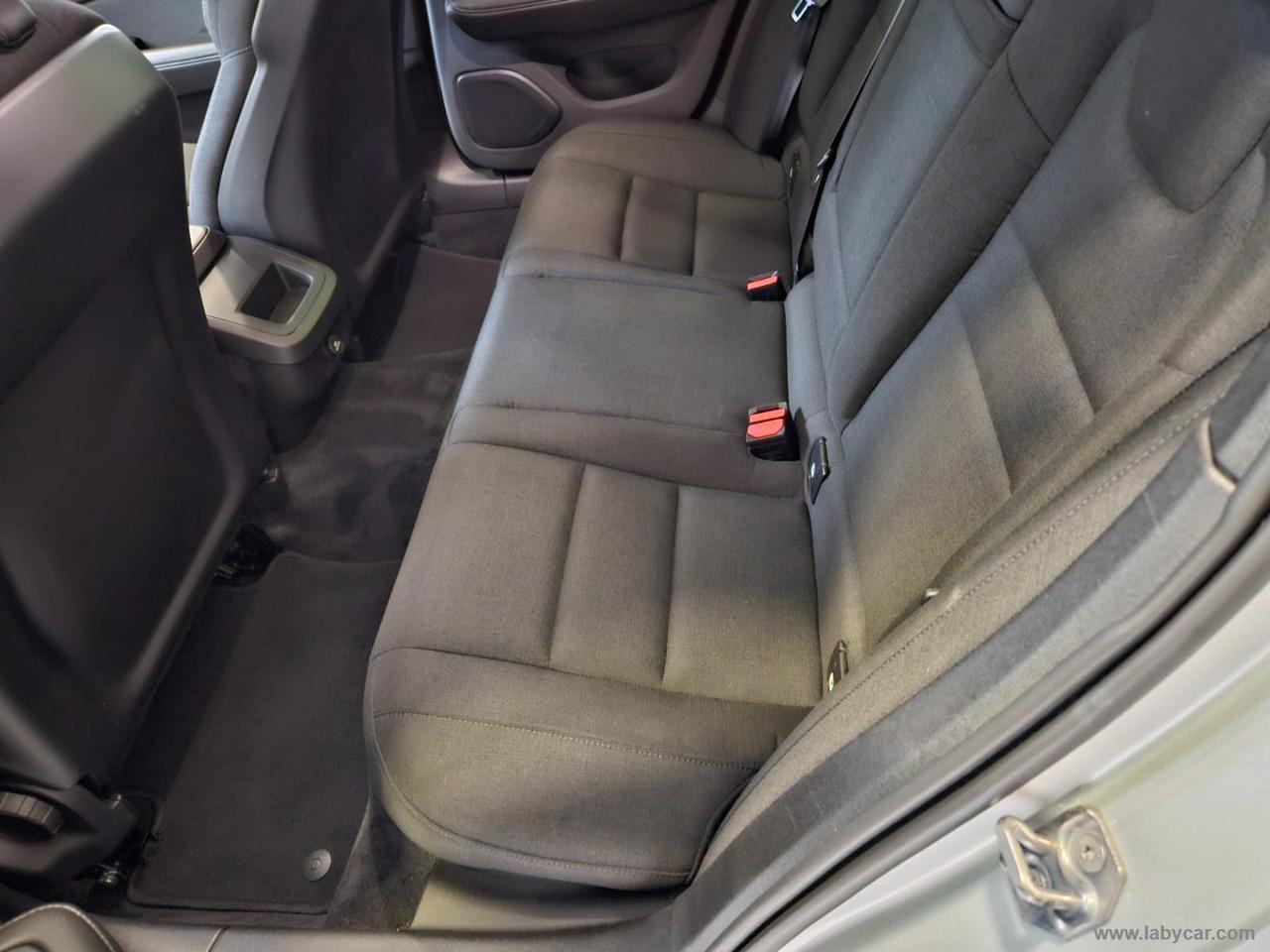 VOLVO V60 D3 AWD Geartronic Momentum