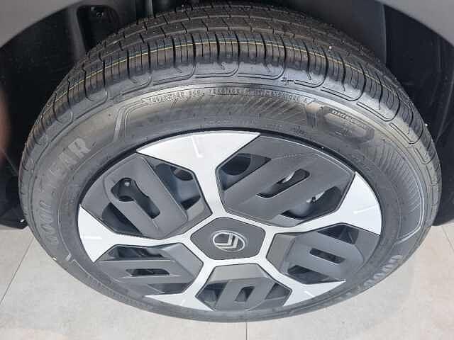 Citroen C4 PureTech 130 S&S EAT8 Plus - KM ZERO