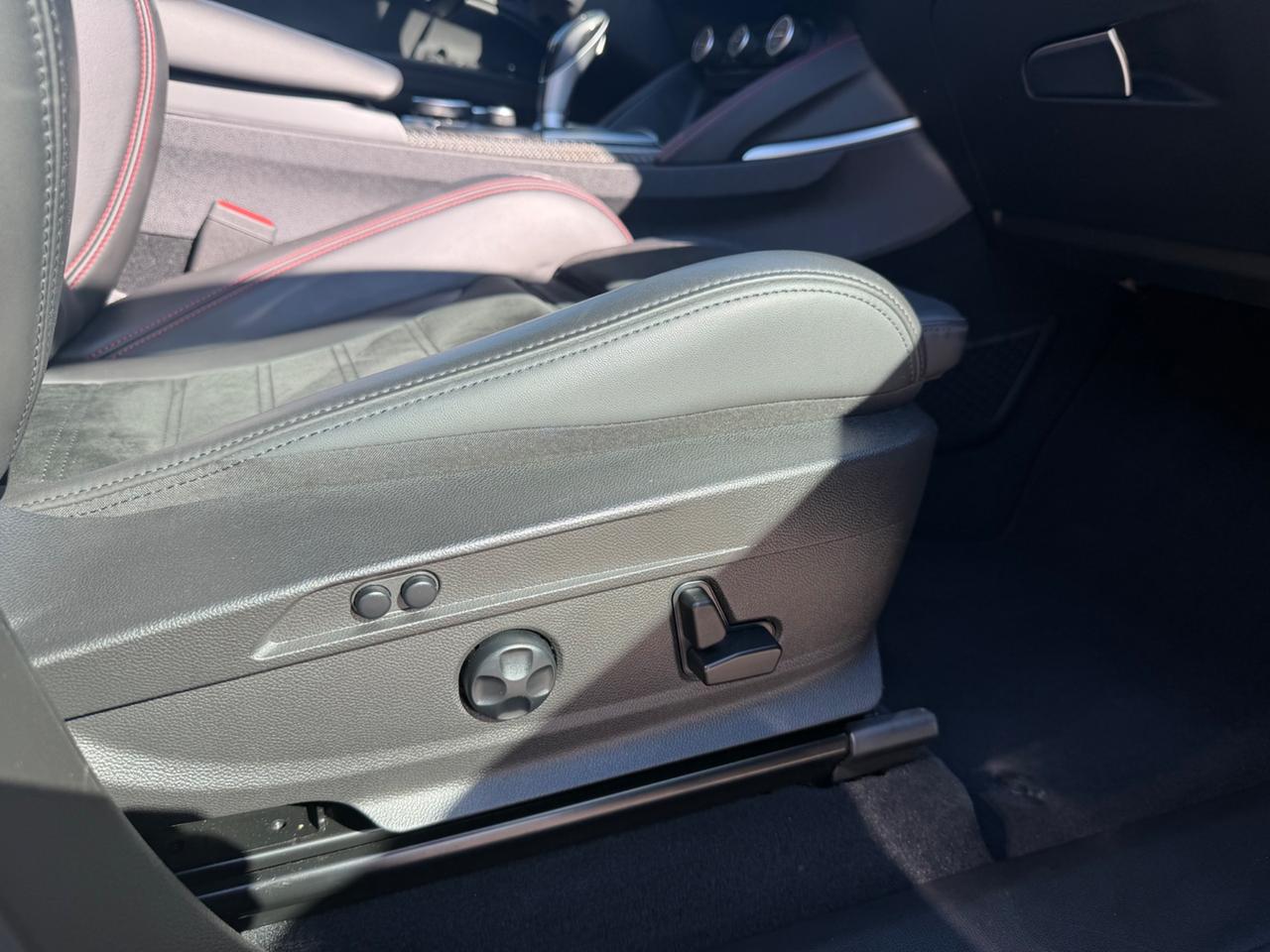 Alfa Romeo Stelvio 2.9 Bi-Turbo V6 510 CV AT8 Quadrifoglio