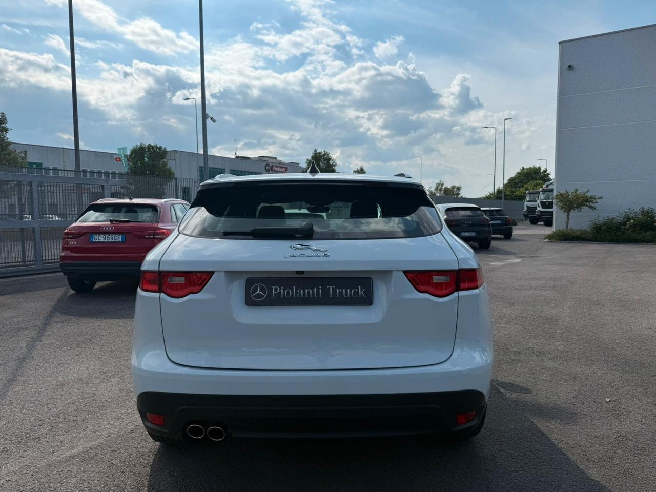 Jaguar F-Pace 2.0 D 180 CV AWD aut. Portfolio