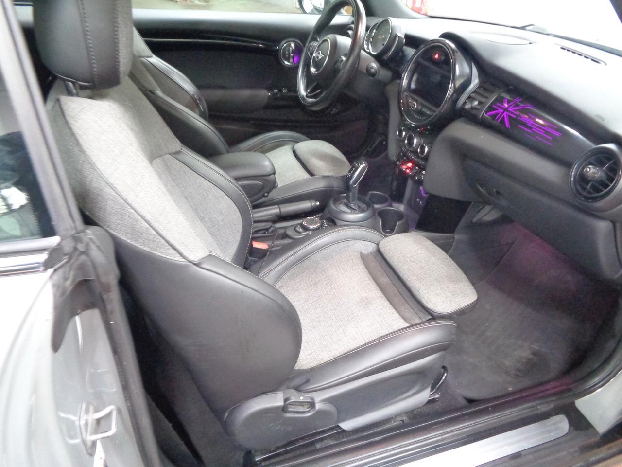 Mini 1.5 Cooper D Hype Cabrio