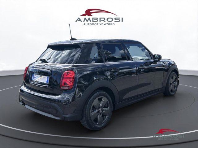 MINI Cooper 5 porte 1.5 Essential Auto