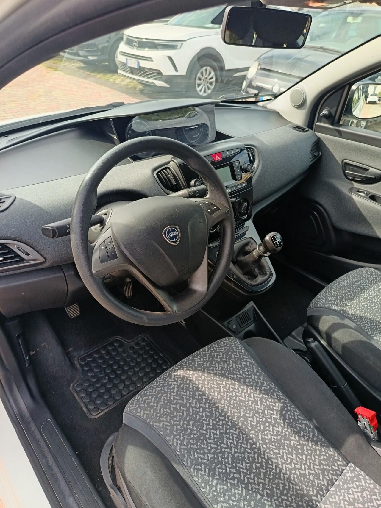 Lancia Ypsilon 1.2 69 CV 5 porte S&S Elefantino Blu