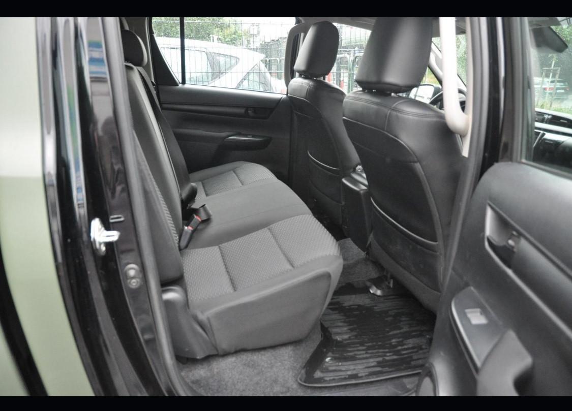 Toyota Hilux 2.4 D-4D 4WD 4 porte Double Cab Executive