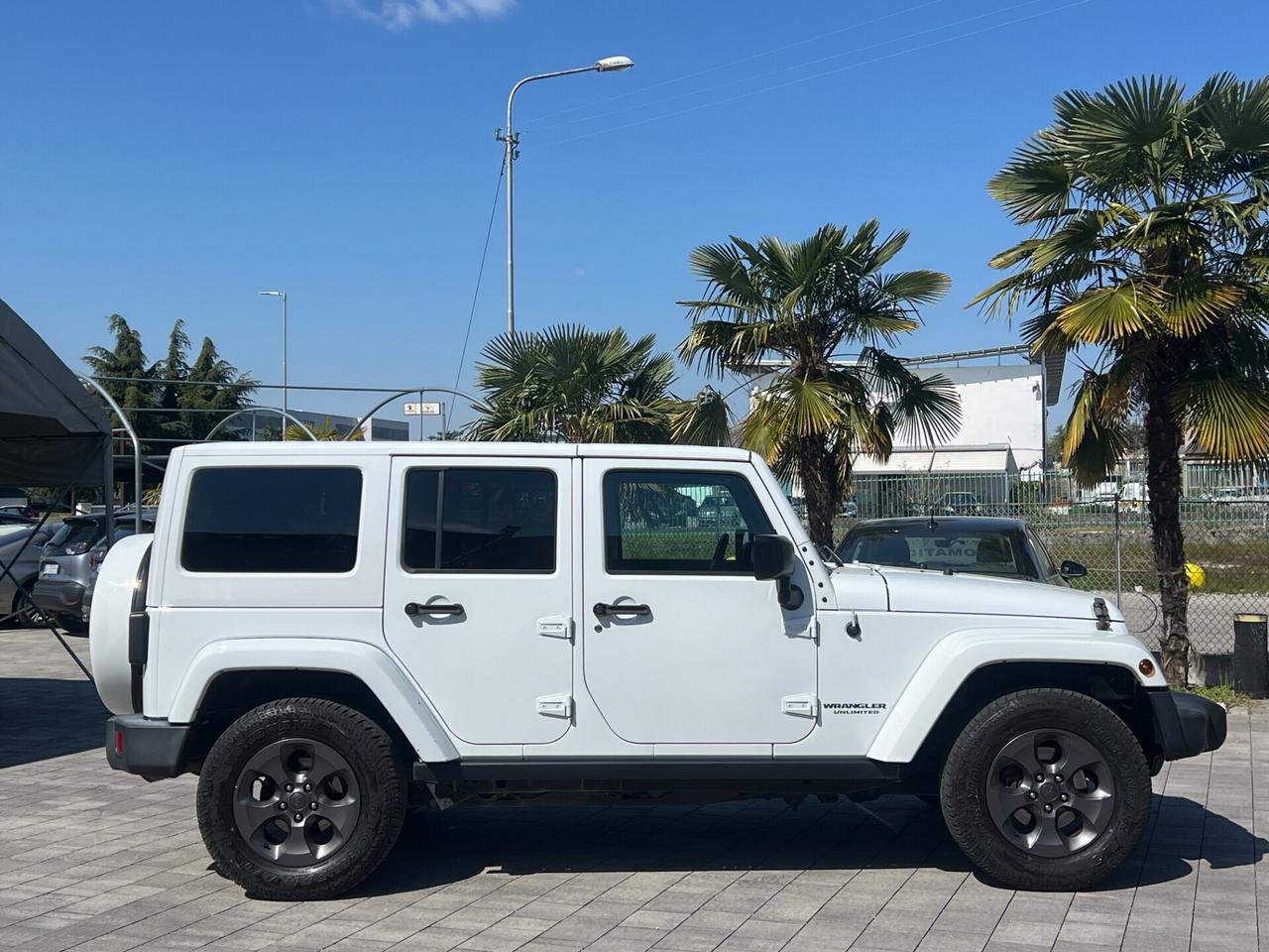 Jeep Wrangler Unlimited 2.8 crd Night Eagle