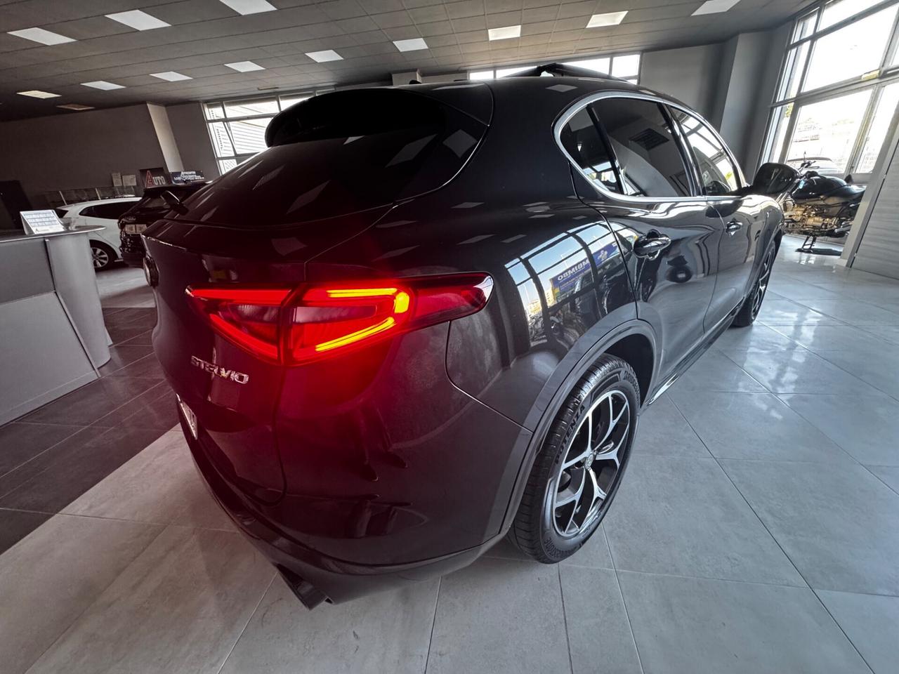 ALFA ROMEO STELVIO TETTO APRIBILE MY2021 MJET 190CV