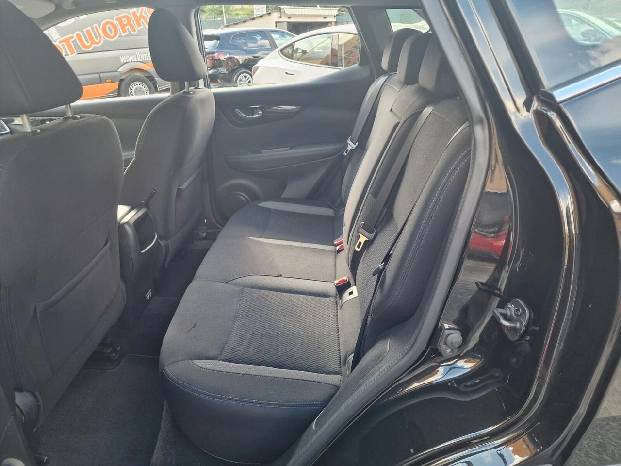 Nissan Qashqai 1.3 DIG-T 140 CV Business