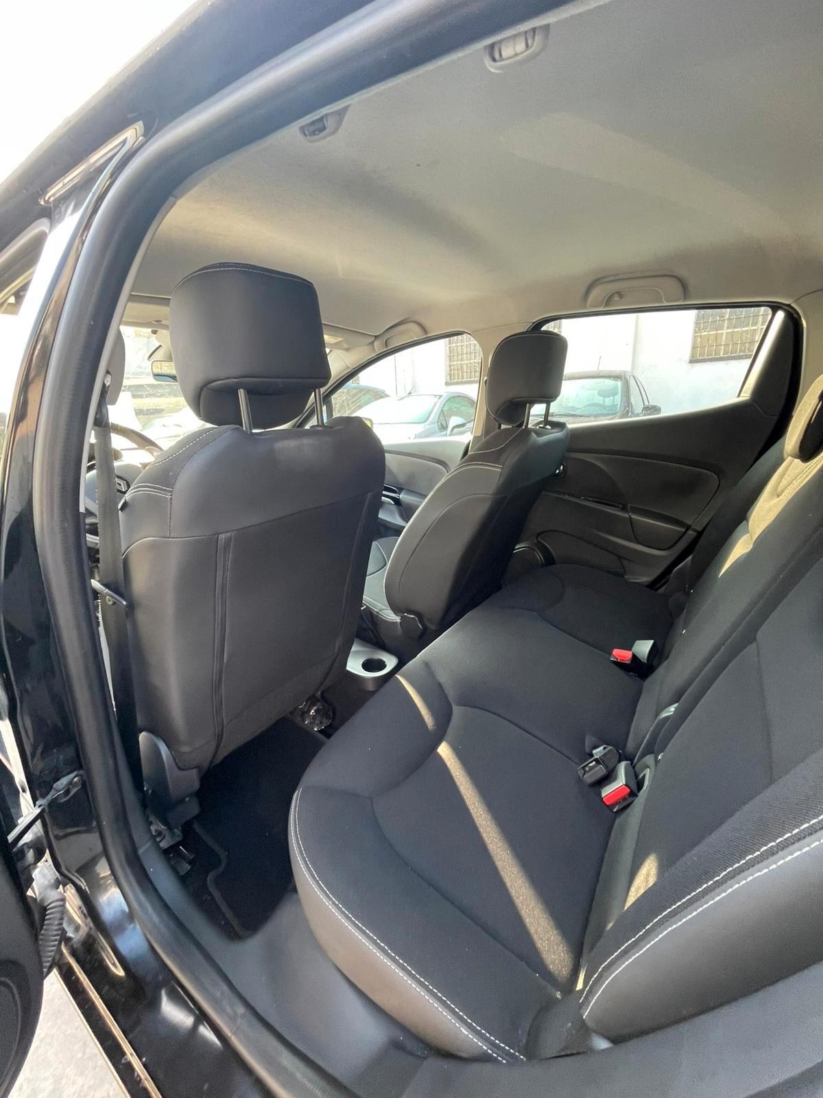 Renault Clio 0.9 TCe 12V 90CV 5 porte Costume National
